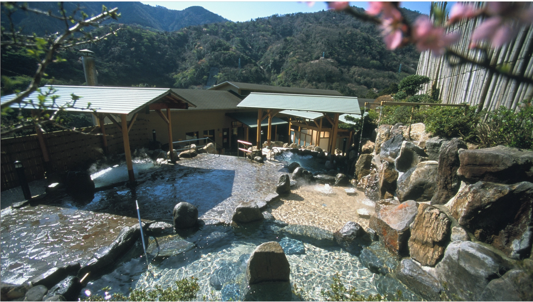 箱根湯本温泉 ホテルおかだ