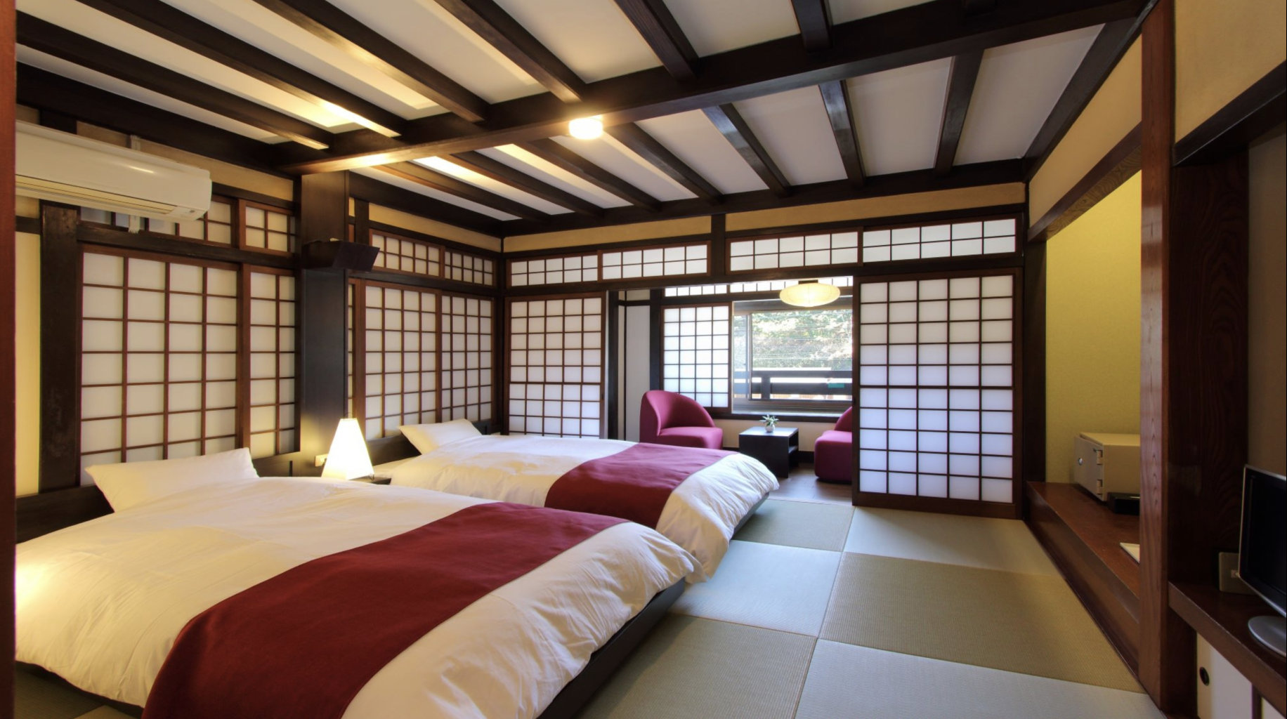 源泉かけ流しの宿 湯陣 千代の湯