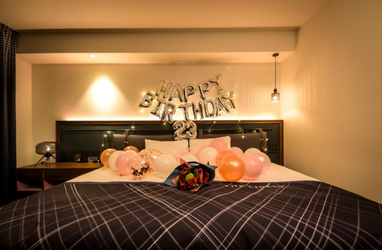 THE LIVELY 東京麻布十番