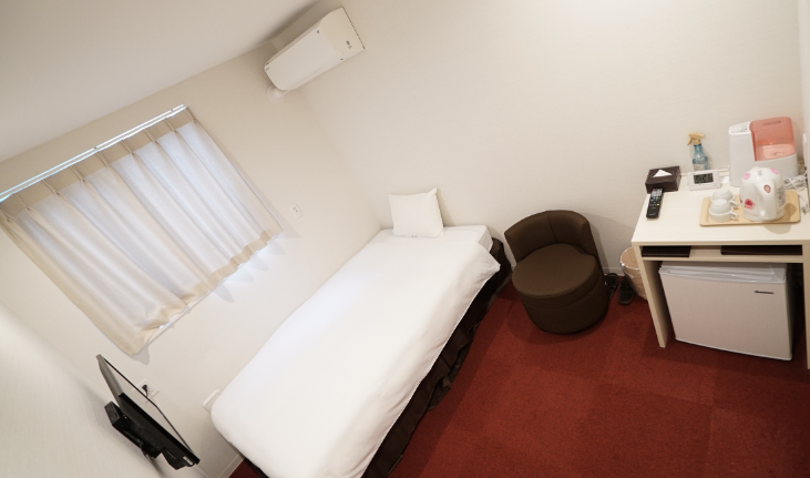 CVS・BAY HOTEL 新館