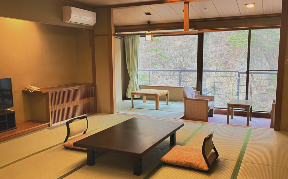 ホテル湯西川 和風館