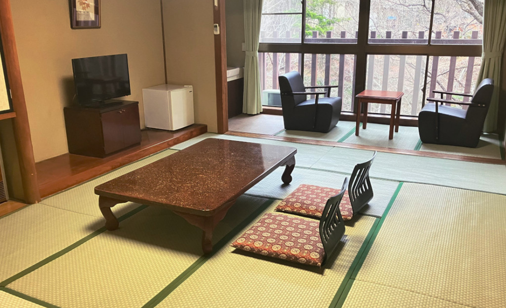 ホテル湯西川 東館