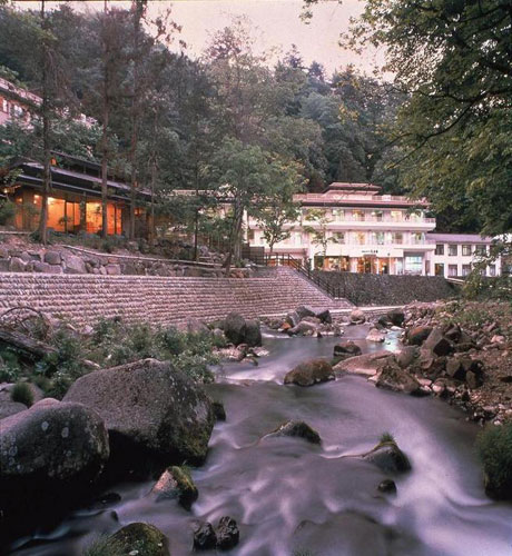 塩原元湯温泉 秘湯の宿 元泉館の外観